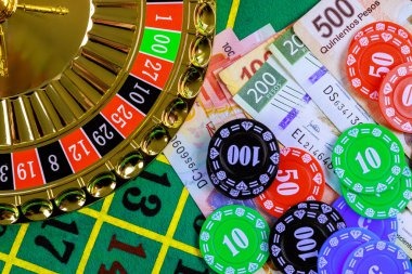 Sweet Bonanza and Aviator slot game display on surga33 login mobile interface